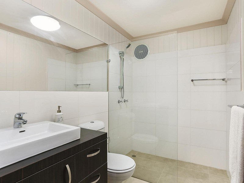 3 Ryan Avenue, Balmoral QLD 4171