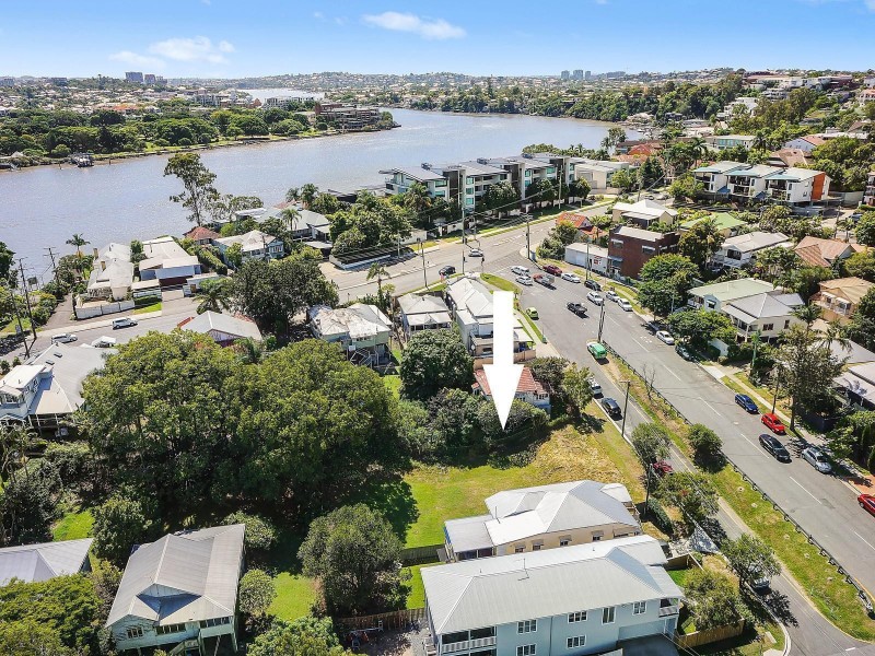 9 Norman Avenue, Norman Park QLD 4170