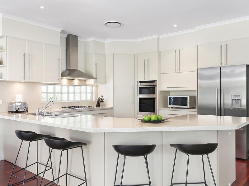 80 Lindsay Street, Hawthorne QLD 4171