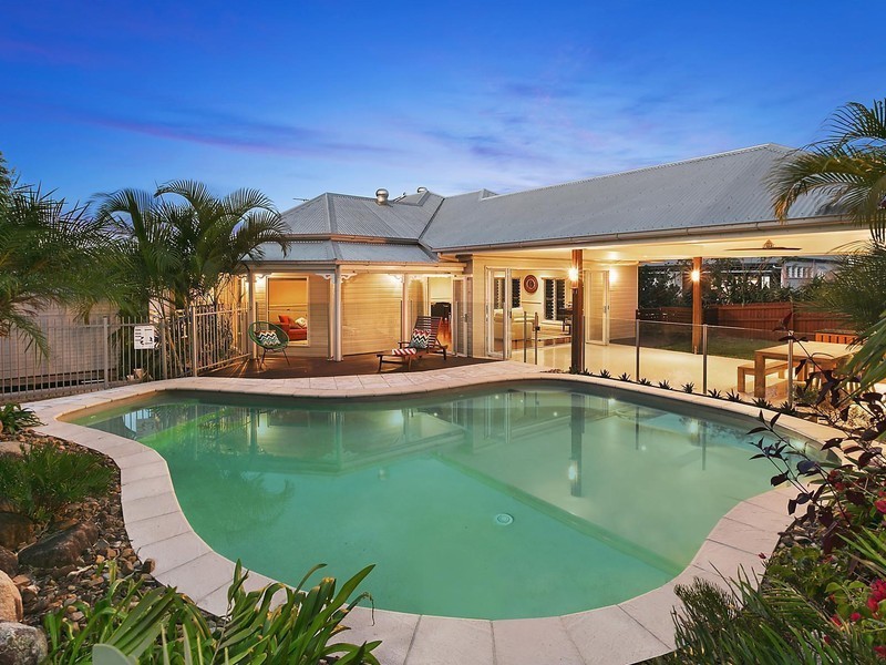 80 Lindsay Street, Hawthorne QLD 4171