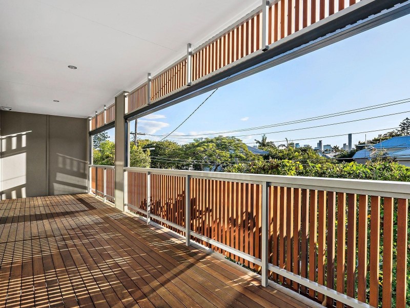 31 Barton Street, Hawthorne QLD 4171