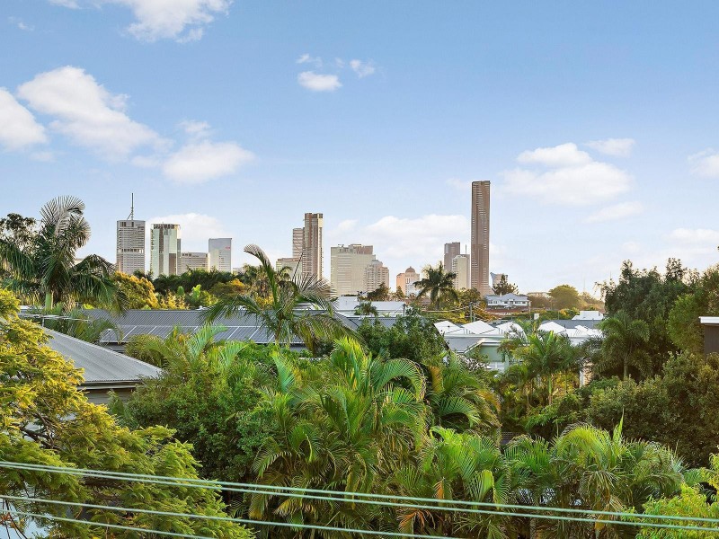 31 Barton Street, Hawthorne QLD 4171