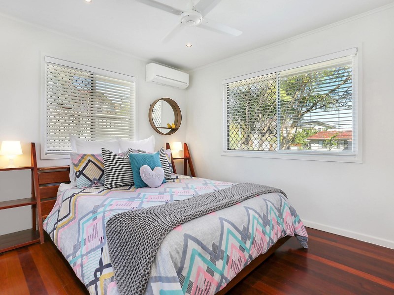 29 Pareena Crescent, Mansfield QLD 4122