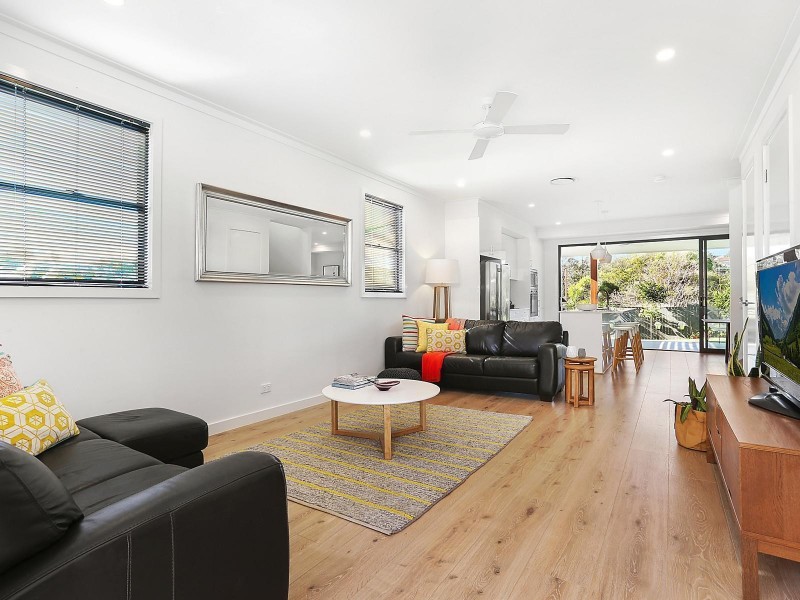 21 Pembroke Road, Coorparoo QLD 4151