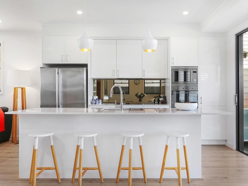 21 Pembroke Road, Coorparoo QLD 4151