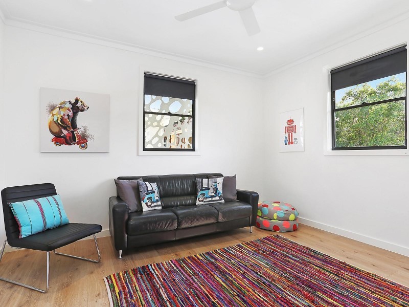 21 Pembroke Road, Coorparoo QLD 4151