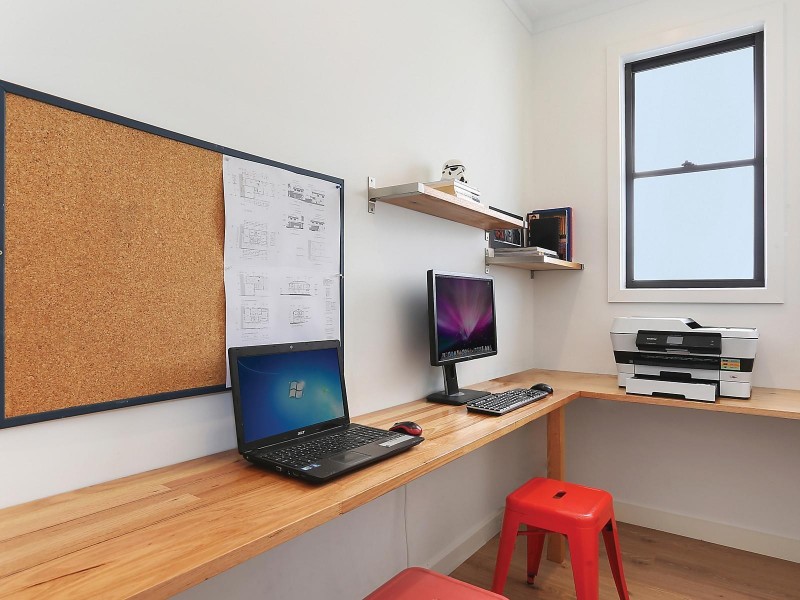 21 Pembroke Road, Coorparoo QLD 4151