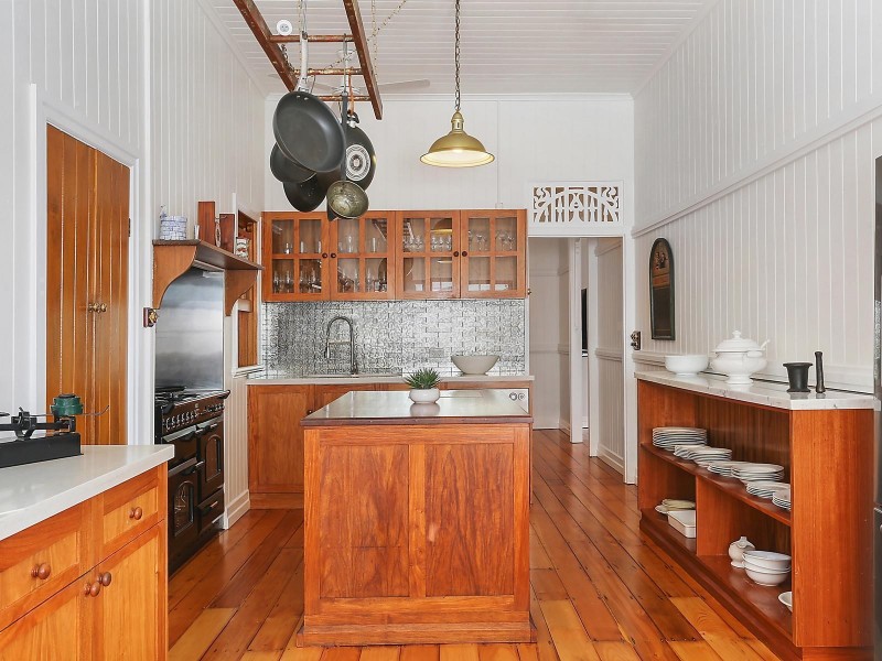 29 Barton Parade, Balmoral QLD 4171