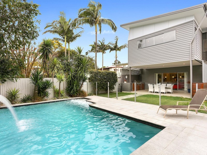 21 Barton Road, Hawthorne QLD 4171