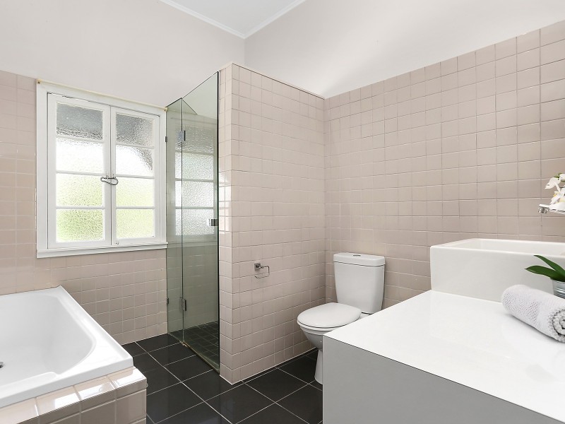 40 Bowen Street, Windsor QLD 4030