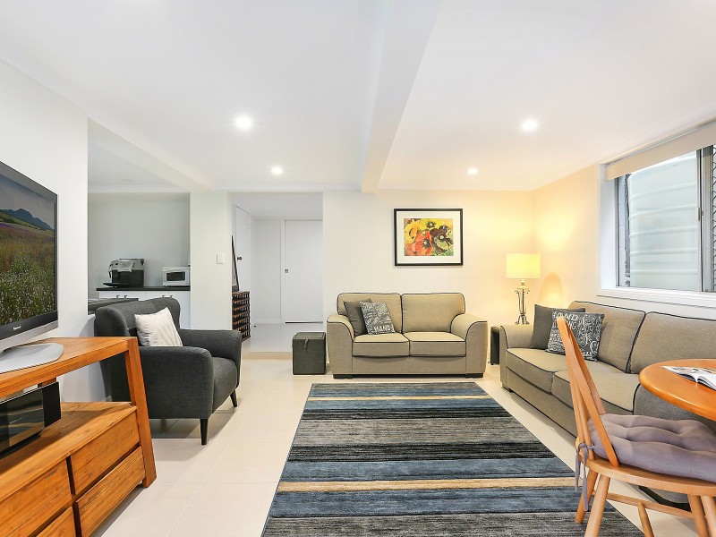 110 Foxton Street, Morningside QLD 4170