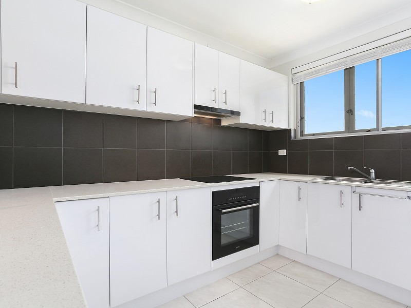 4/268 Cavendish Road, Coorparoo QLD 4151