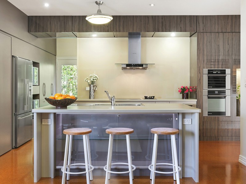 10 Forbes Street, Hawthorne QLD 4171