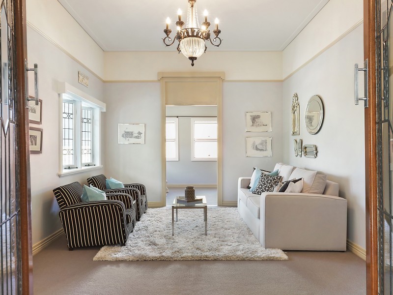 10 Forbes Street, Hawthorne QLD 4171