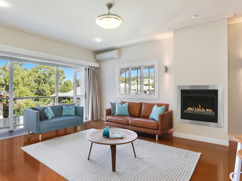 10 Forbes Street, Hawthorne QLD 4171