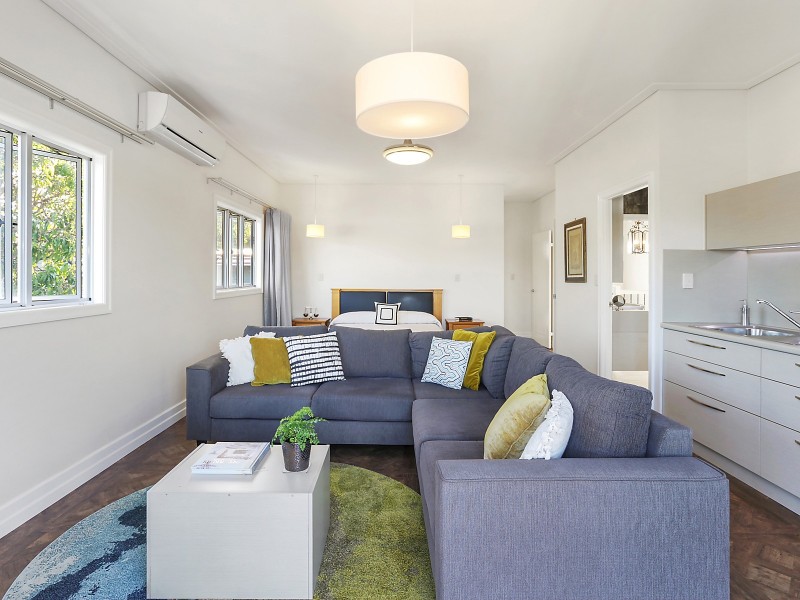 10 Forbes Street, Hawthorne QLD 4171