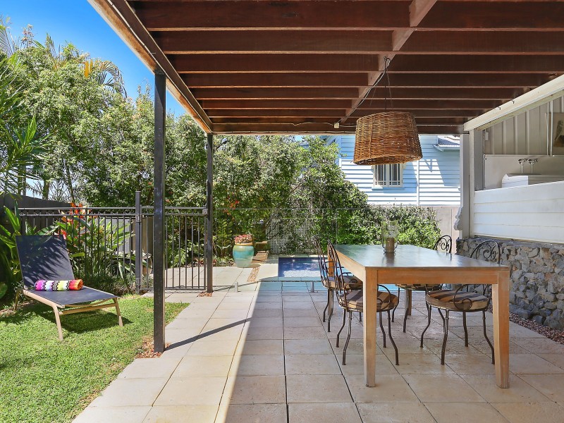 61 Coventry Street, Hawthorne QLD 4171