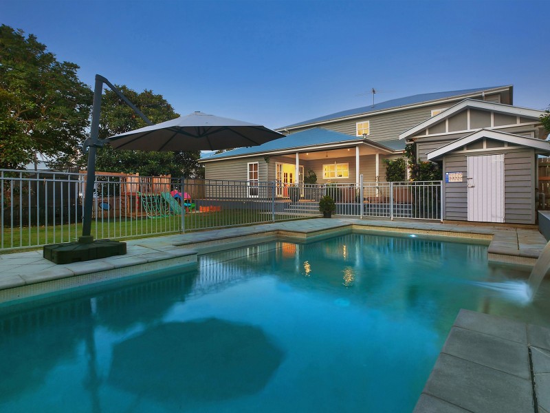 20 Blackheath Avenue, Hawthorne QLD 4171