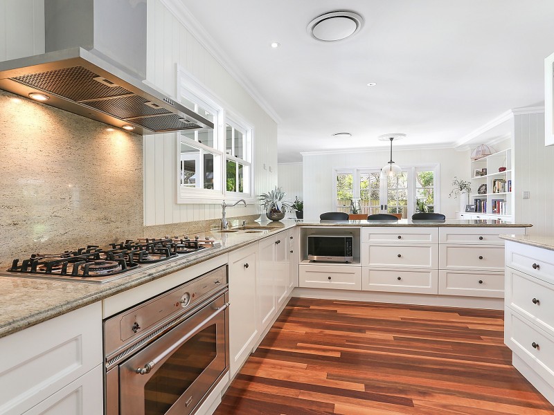 20 Blackheath Avenue, Hawthorne QLD 4171