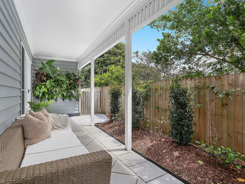 20 Blackheath Avenue, Hawthorne QLD 4171