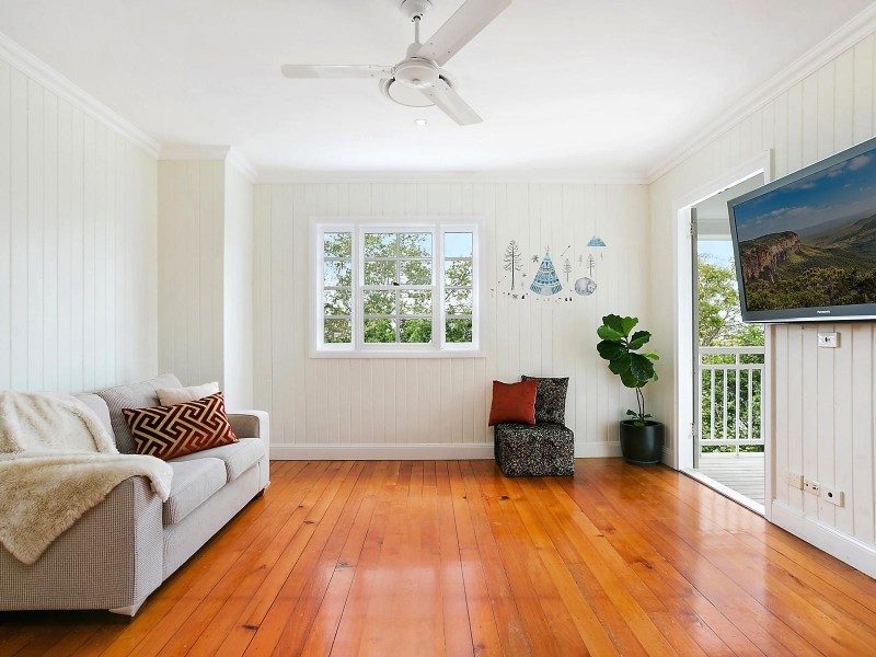 20 Blackheath Avenue, Hawthorne QLD 4171