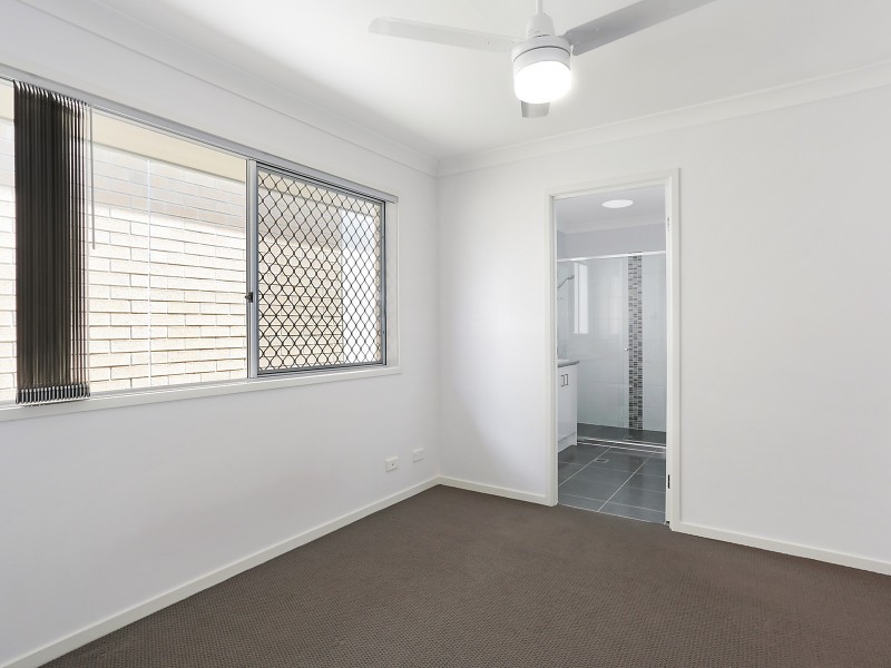 10 Tanzanite Avenue, Logan Reserve QLD 4133