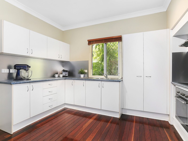 27 Church Road, Zillmere QLD 4034