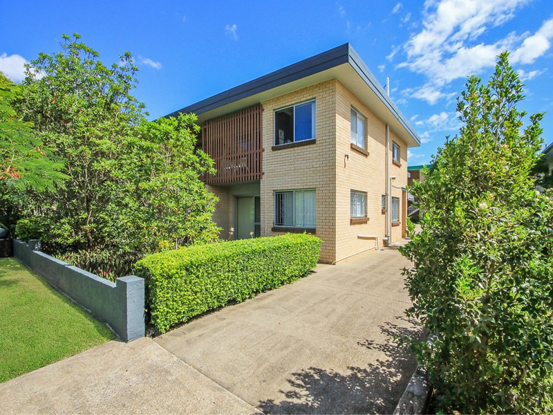 32 Birdwood Street, Coorparoo QLD 4151