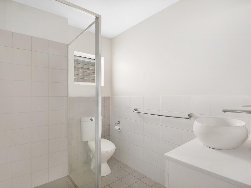 32 Birdwood Street, Coorparoo QLD 4151