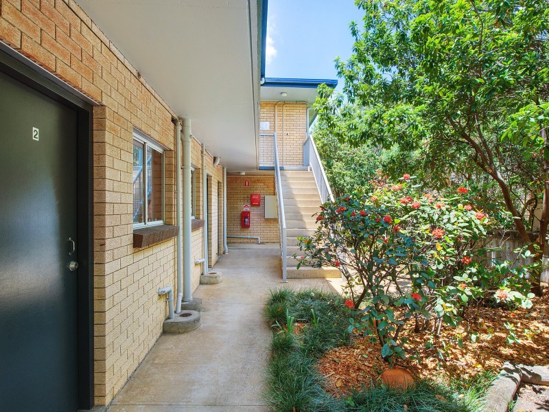 32 Birdwood Street, Coorparoo QLD 4151