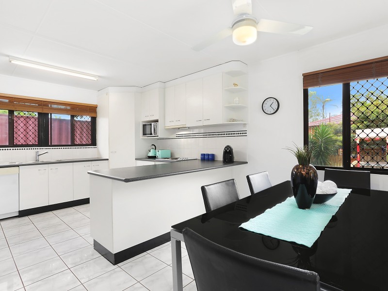 15 Kunden Street, Thorneside QLD 4158