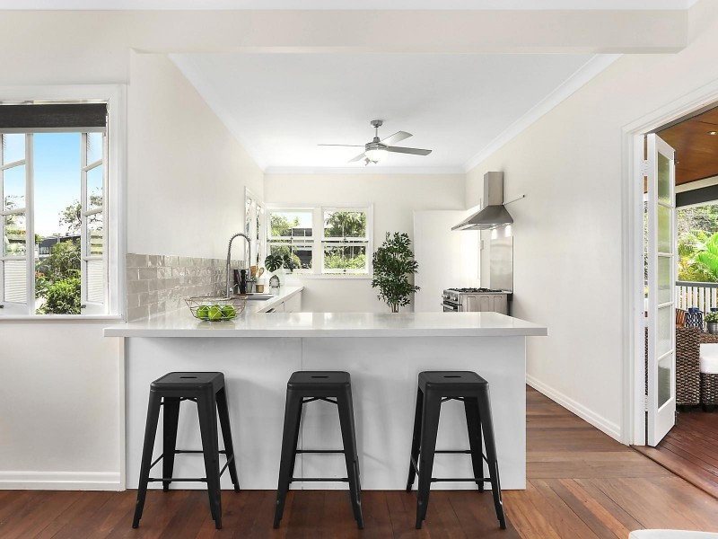 70 Bovelles Street, Camp Hill QLD 4152