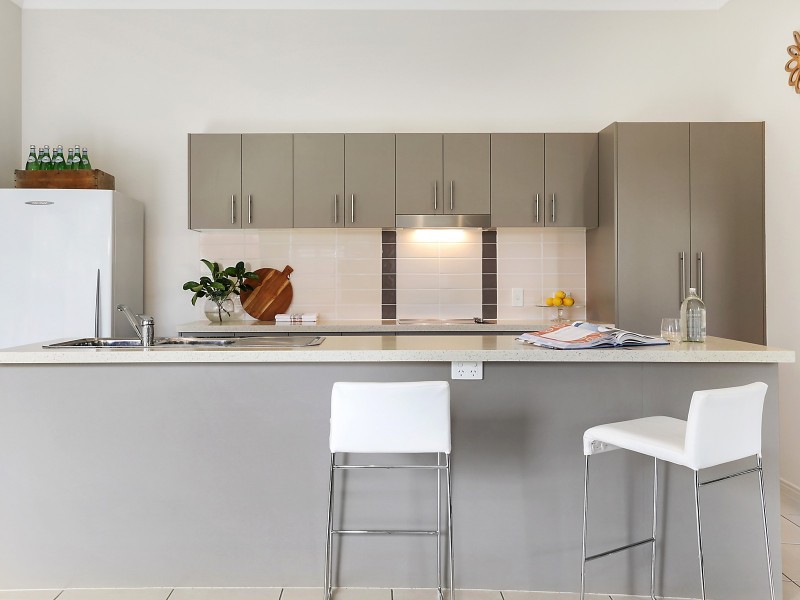 27 Porteus Drive, Seven Hills QLD 4170