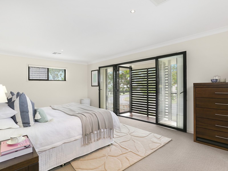 27 Porteus Drive, Seven Hills QLD 4170