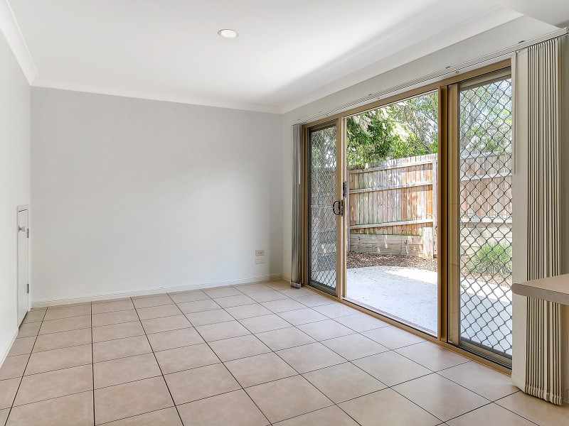 15 Sally Drive, Marsden QLD 4132