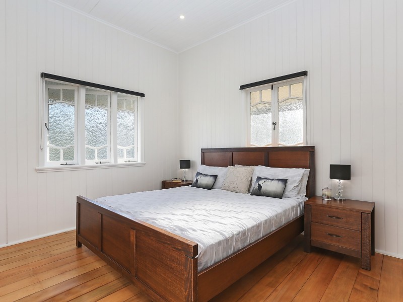 34 Deviney Street, Morningside QLD 4170