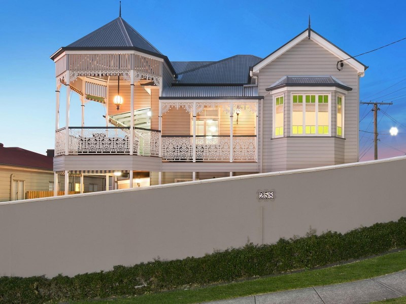 258 Oxford Street, Balmoral QLD 4171