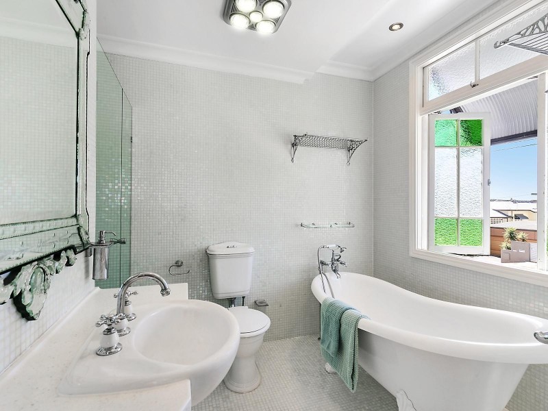 258 Oxford Street, Balmoral QLD 4171