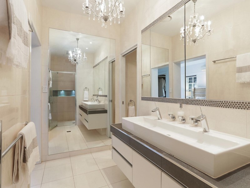 29 Welwyn Crescent, Coorparoo QLD 4151