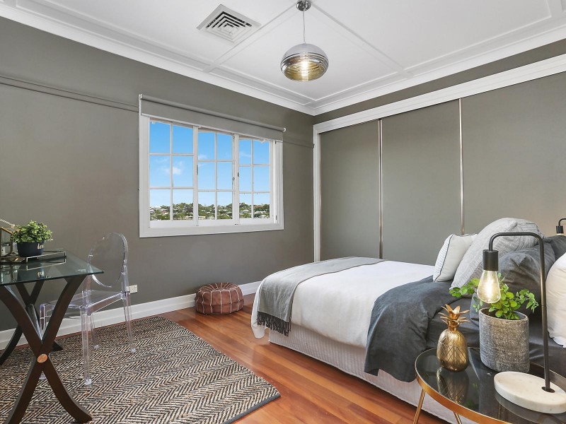 29 Welwyn Crescent, Coorparoo QLD 4151