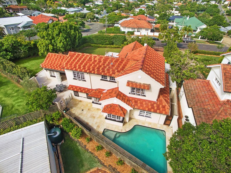 29 Welwyn Crescent, Coorparoo QLD 4151
