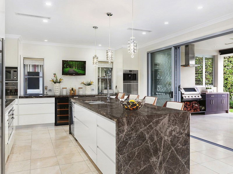 50 Coutts Street, Bulimba QLD 4171