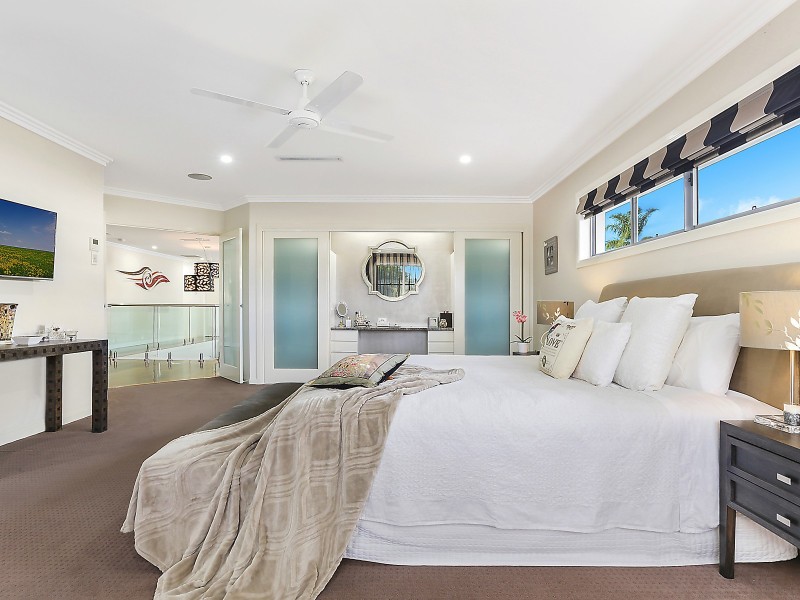 50 Coutts Street, Bulimba QLD 4171