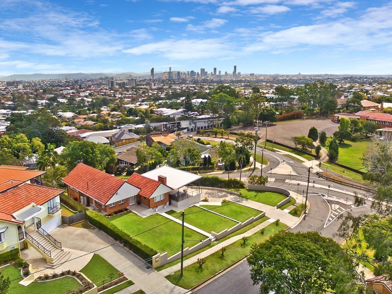 7 Buena Vista Avenue, Coorparoo QLD 4151