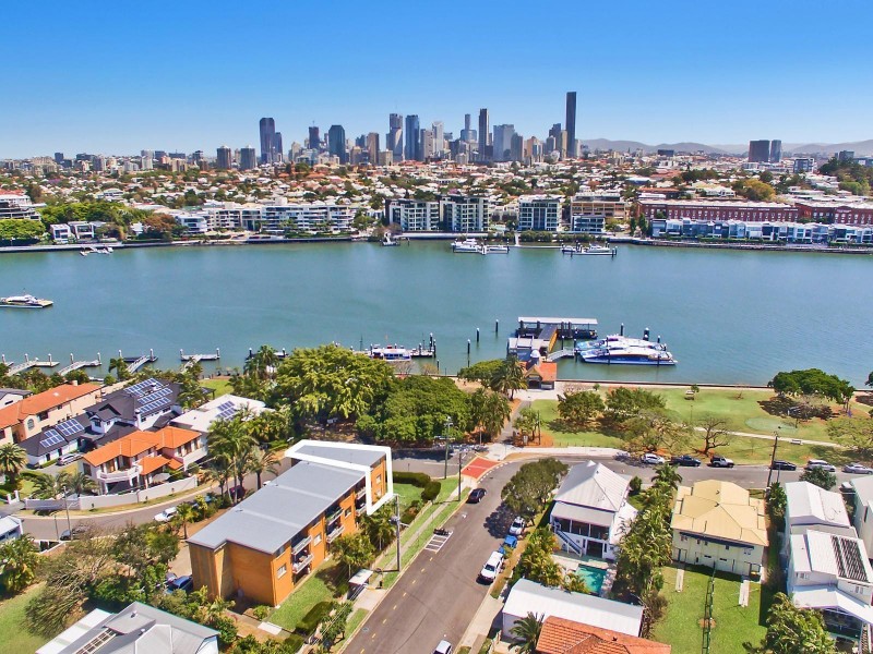 5 Gordon Street, Hawthorne QLD 4171