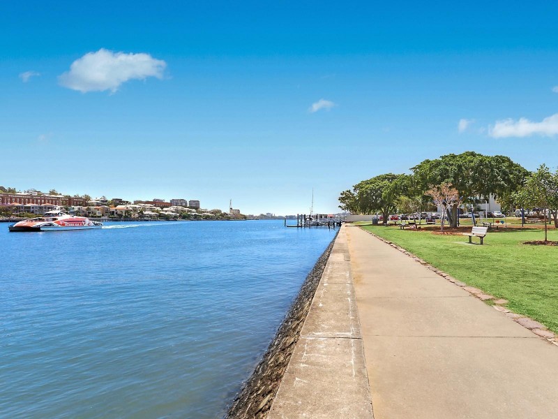 5 Gordon Street, Hawthorne QLD 4171