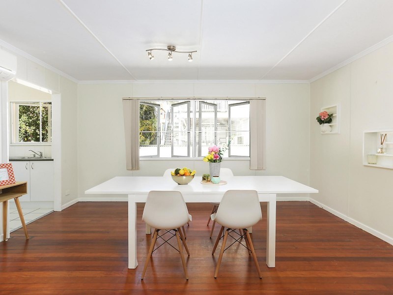 2 Asquith Street, Morningside QLD 4170