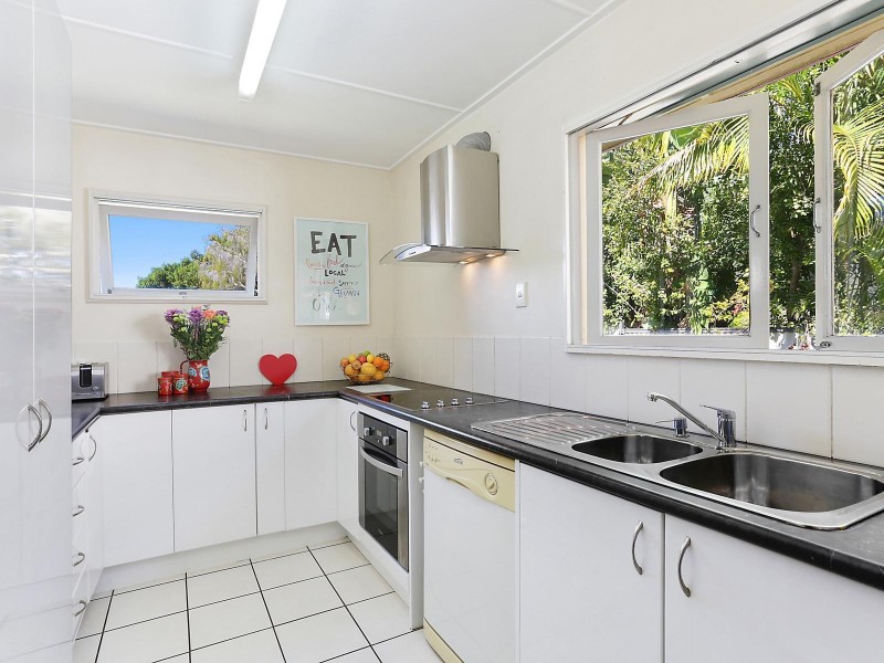 2 Asquith Street, Morningside QLD 4170