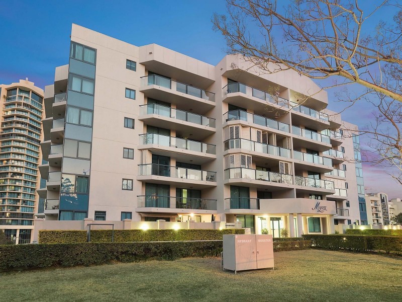 22/45 Deakin Street, Kangaroo Point QLD 4169