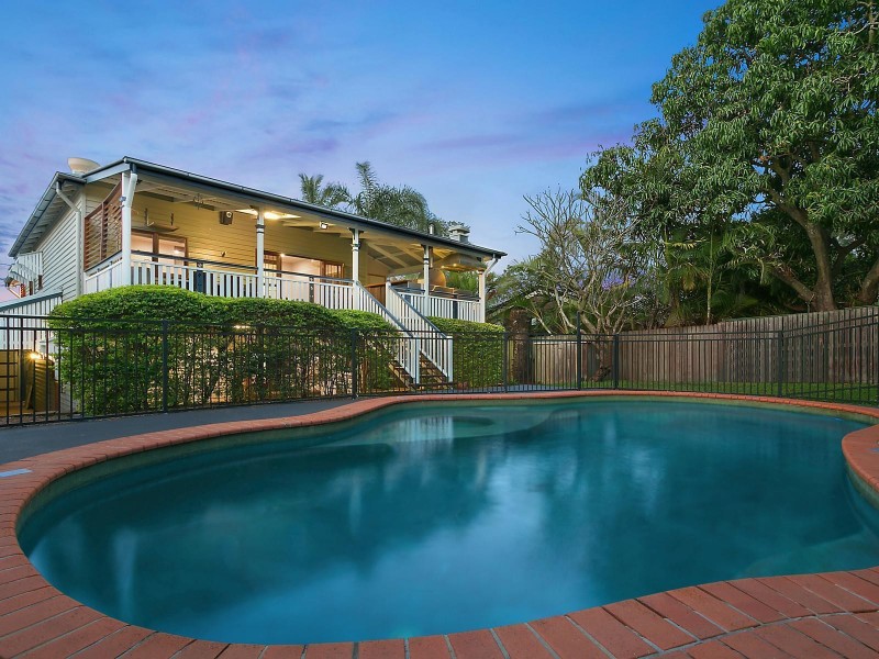 33 Orontes Road, Yeronga QLD 4104